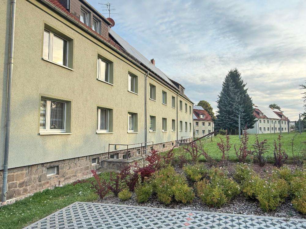 Thumbnail-Wohnung zum Mieten in Mülsen 405,00 € 64.03 m²