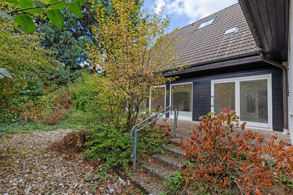 Thumbnail-Haus zum Kaufen in Hofheim 694.000,00 € 235.14 m²