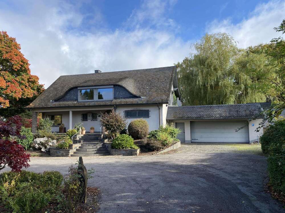 Thumbnail-Haus zum Kaufen in Mastershausen 1.290.000,00 € 390 m²