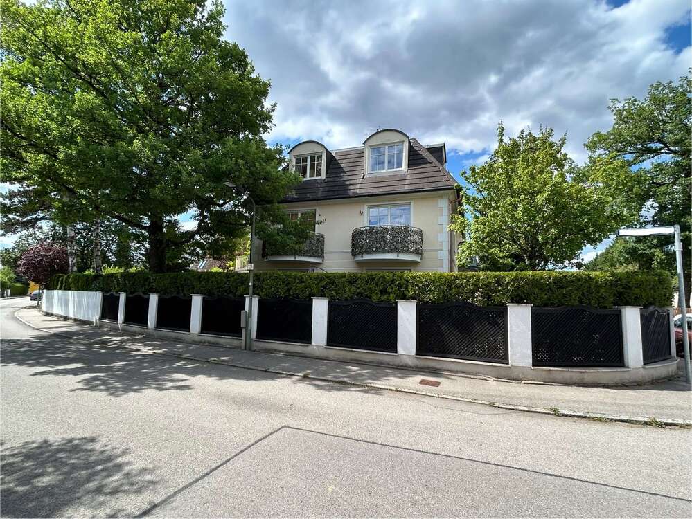 Thumbnail-Haus zum Kaufen in München 1.599.000,00 € 247.93 m²