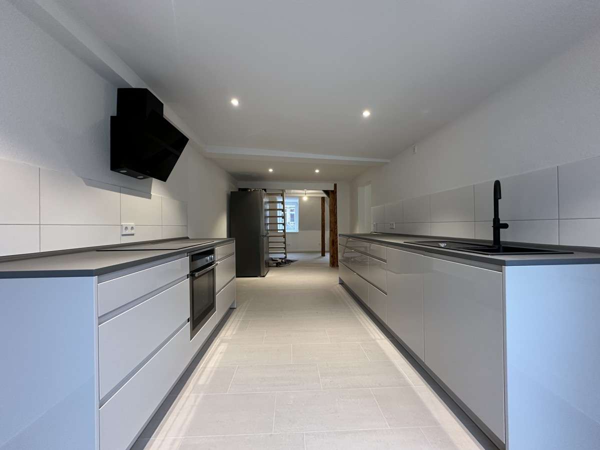 Thumbnail-Wohnung zum Mieten in Karlsruhe Innenstadt-West 1.795,00 € 110 m²