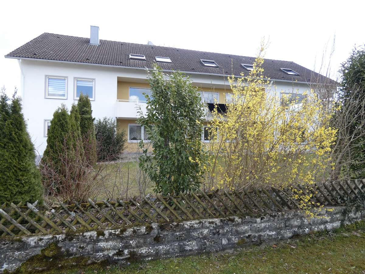 Thumbnail-Wohnung zum Kaufen in Roggenburg 228.000,00 € 90 m²