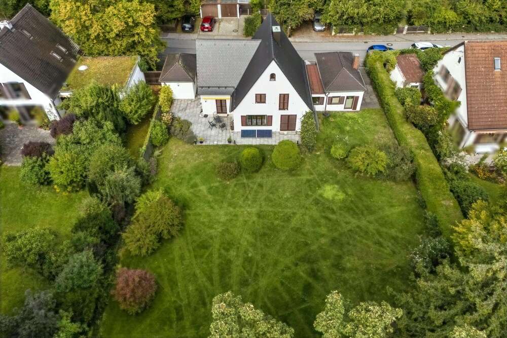 Thumbnail-Grundstück zu verkaufen in Gräfelfing 2.490.000,00 € 1042 m²