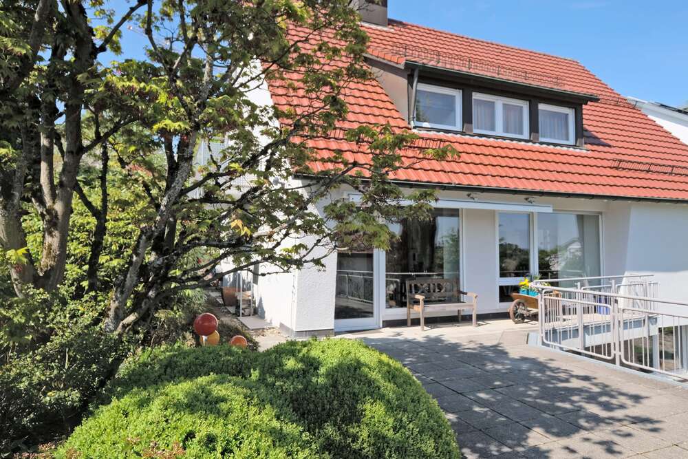 Thumbnail-Haus zum Kaufen in Leinfelden-Oberaichen 1.295.000,00 € 289 m²