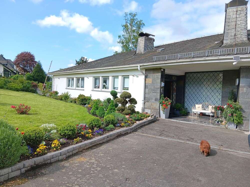 Thumbnail-Haus zum Kaufen in Bullay 580.000,00 € 430.84 m²