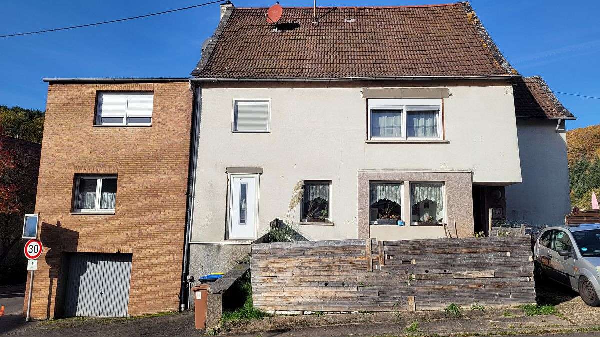 Thumbnail-Haus zum Kaufen in Bärenbach 239.000,00 € 230 m²