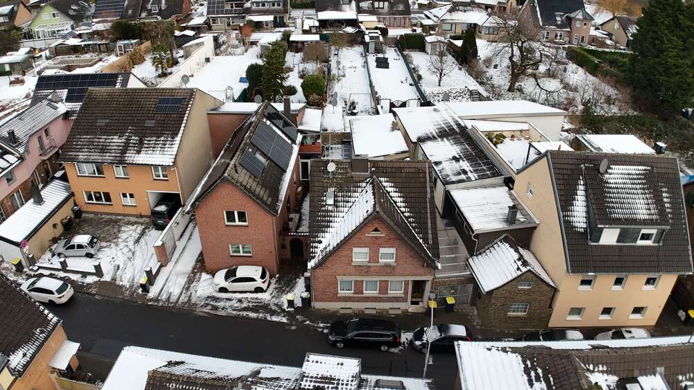 Thumbnail-Haus zum Kaufen in Rommerskirchen 249.000,00 € 159 m²
