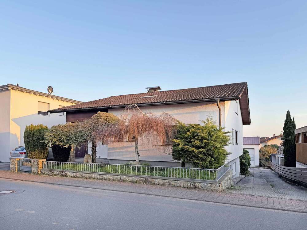 Thumbnail-Haus zum Kaufen in Mühlhausen 484.000,00 € 340 m²