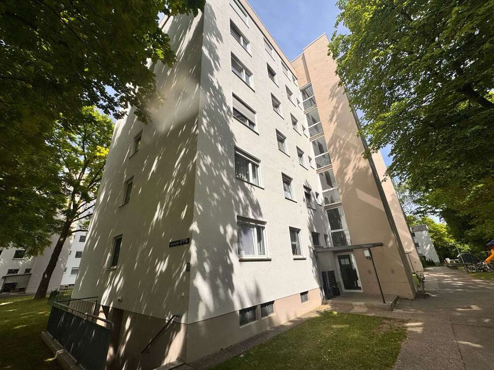 Thumbnail-Wohnung zum Kaufen in Augsburg 320.000,00 € 78 m²