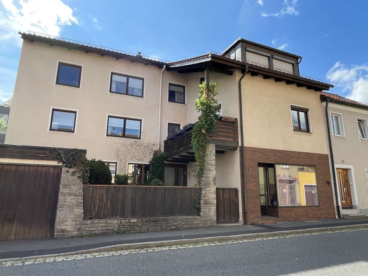 Thumbnail-Haus zum Kaufen in Tirschenreuth 195.000,00 € 157 m²