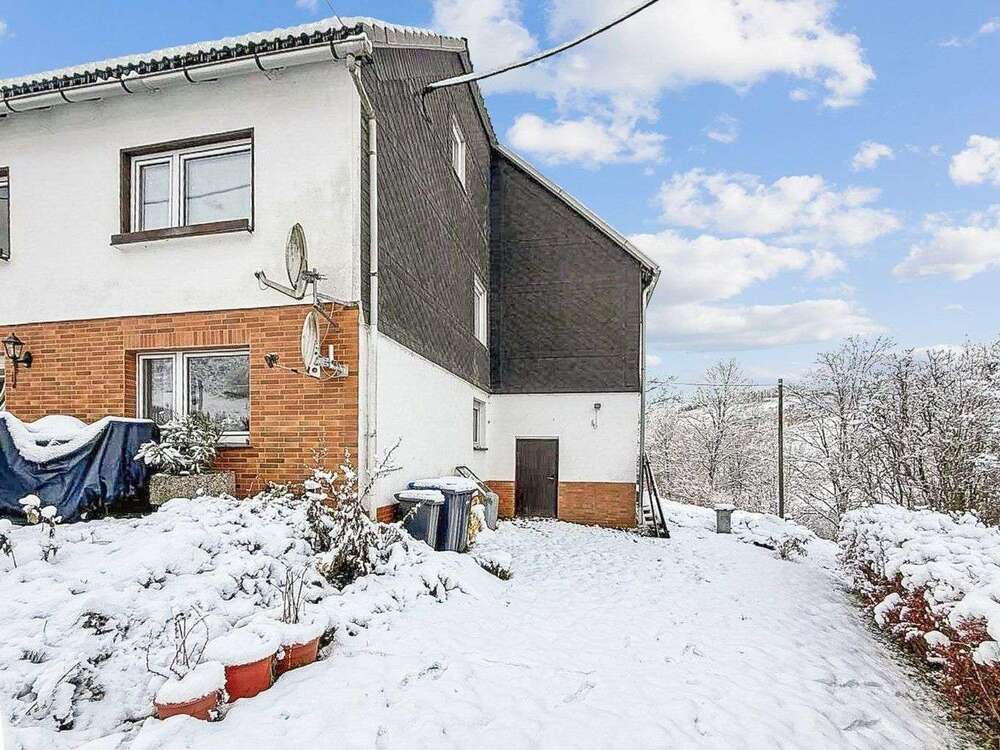 Thumbnail-Haus zum Kaufen in Bad Berleburg 175.000,00 € 106 m²