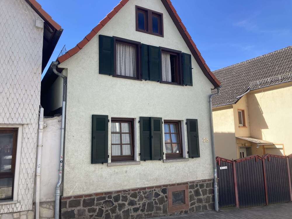 Thumbnail-Haus zum Kaufen in Schöneck 185.000,00 € 70 m²