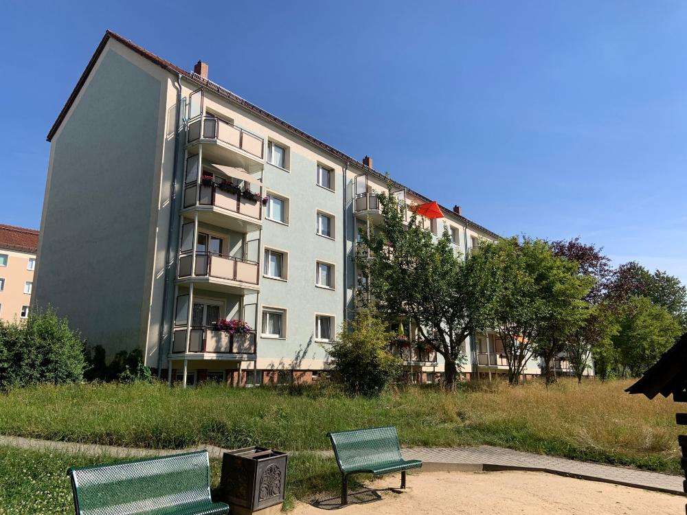 Thumbnail-Wohnung zum Mieten in Wilkau-Haßlau 339,00 € 52.2 m²