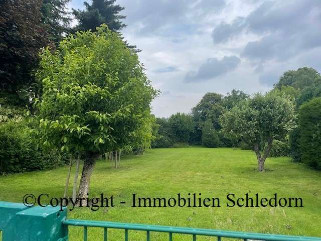 Thumbnail-Haus zum Kaufen in Oberhausen 849.000,00 € 440 m²