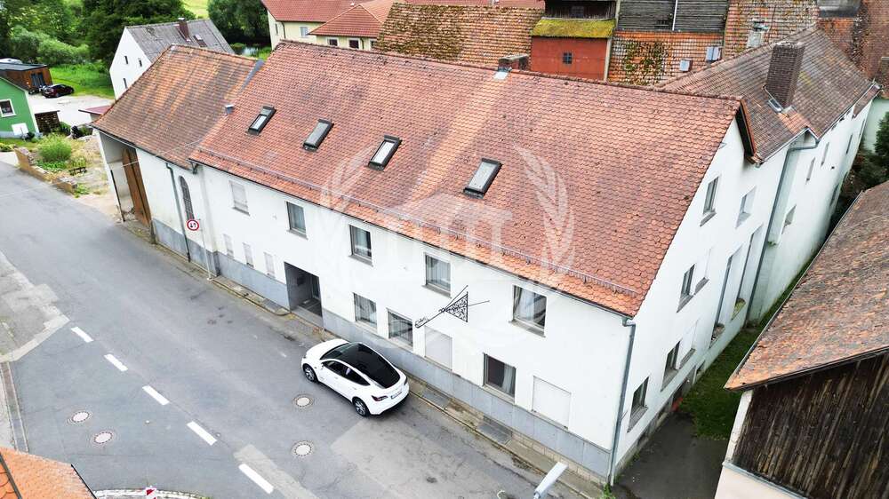 Thumbnail-Haus zum Kaufen in Altendorf 279.000,00 € 1 m²