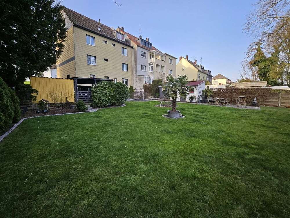 Thumbnail-Haus zum Kaufen in Essen 395.000,00 € 274 m²