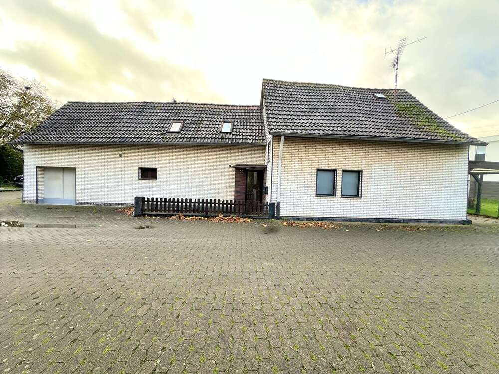 Thumbnail-Haus zum Kaufen in Langenfeld Berghausen 369.000,00 € 85 m²