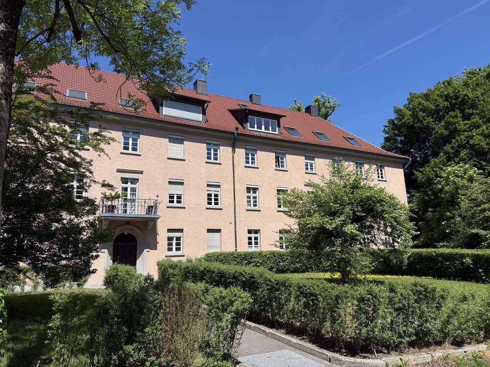 Thumbnail-Wohnung zum Mieten in Augsburg 1.500,00 € 100.83 m²