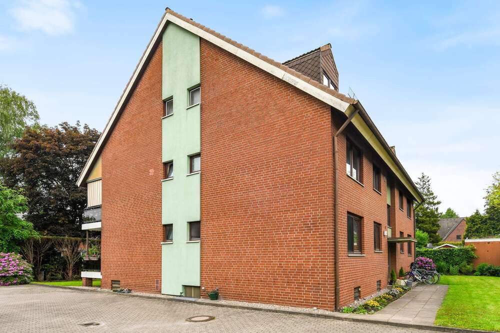 Thumbnail-Wohnung zum Kaufen in Wedel 299.000,00 € 93.87 m²