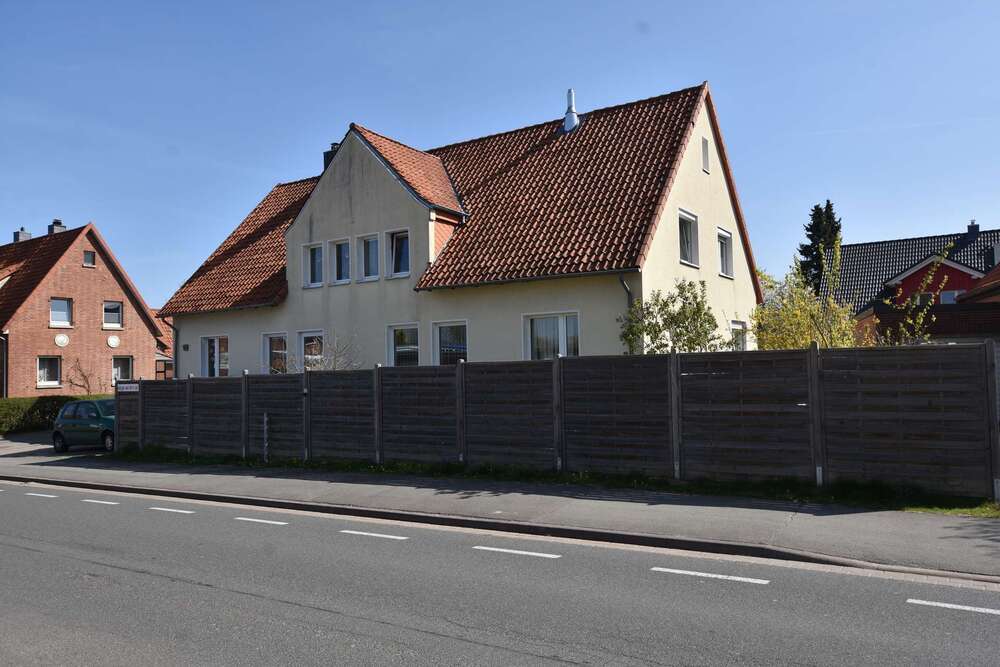 Thumbnail-Haus zum Kaufen in Barsinghausen 449.900,00 € 263 m²