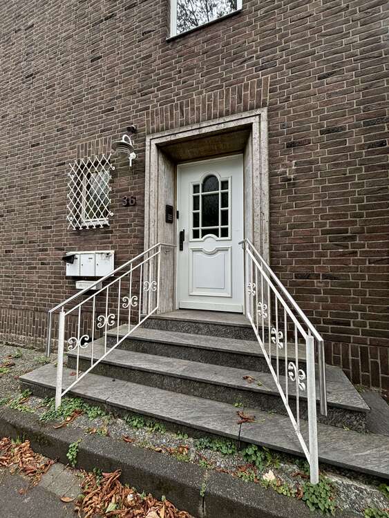 Thumbnail-Haus zum Kaufen in Neuss 749.000,00 € 299 m²