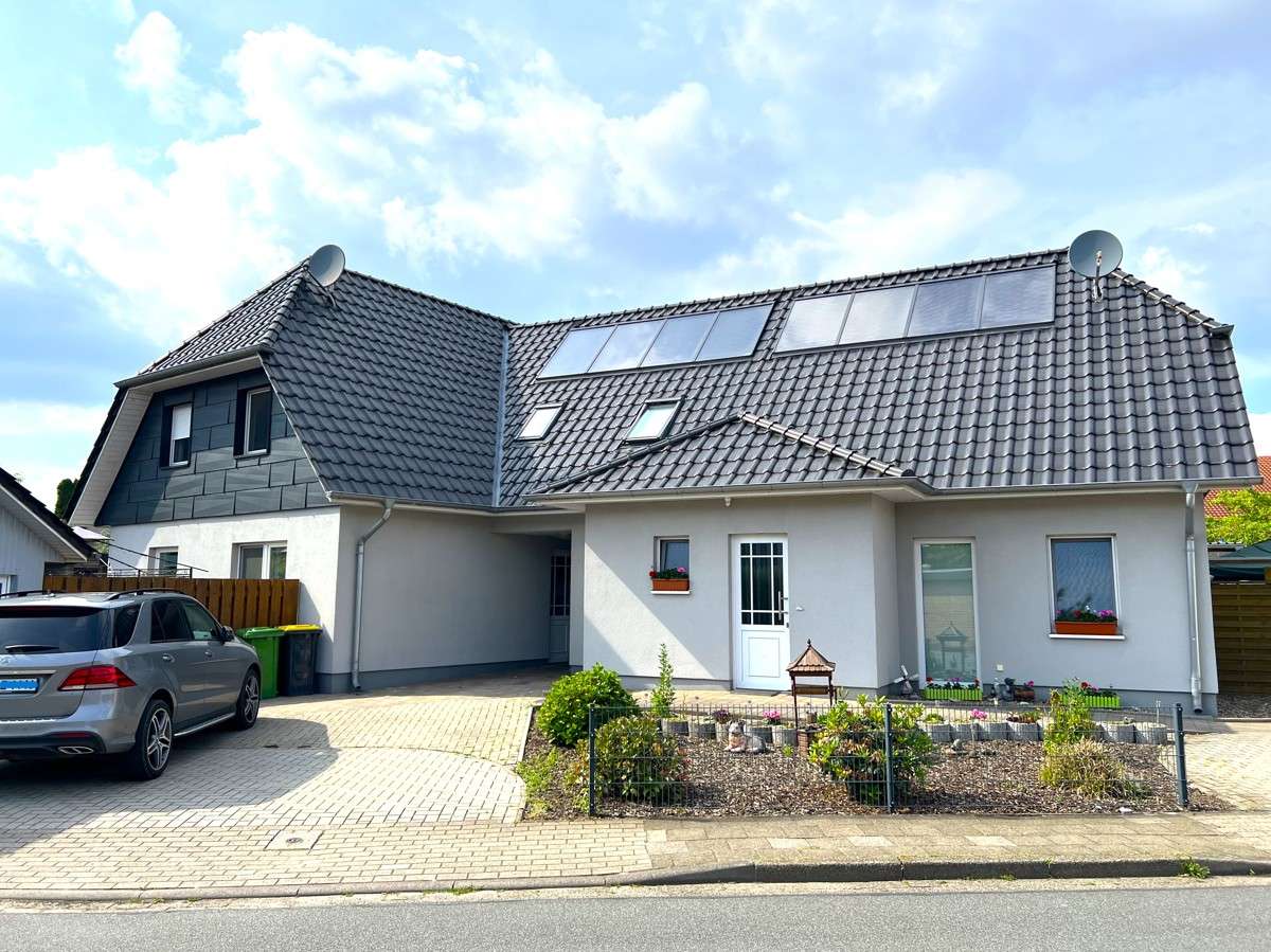 Thumbnail-Haus zum Kaufen in Wildeshausen 450.000,00 € 206.96 m²