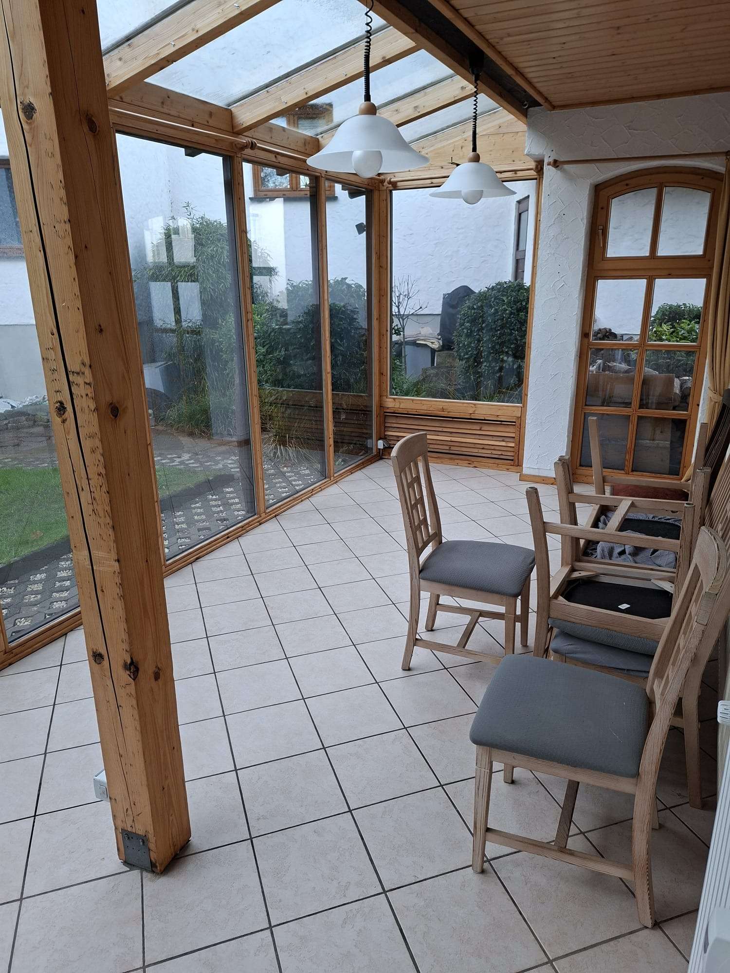 Thumbnail-Wohnung zum Mieten in Bad Neuenahr 850,00 € 90 m²