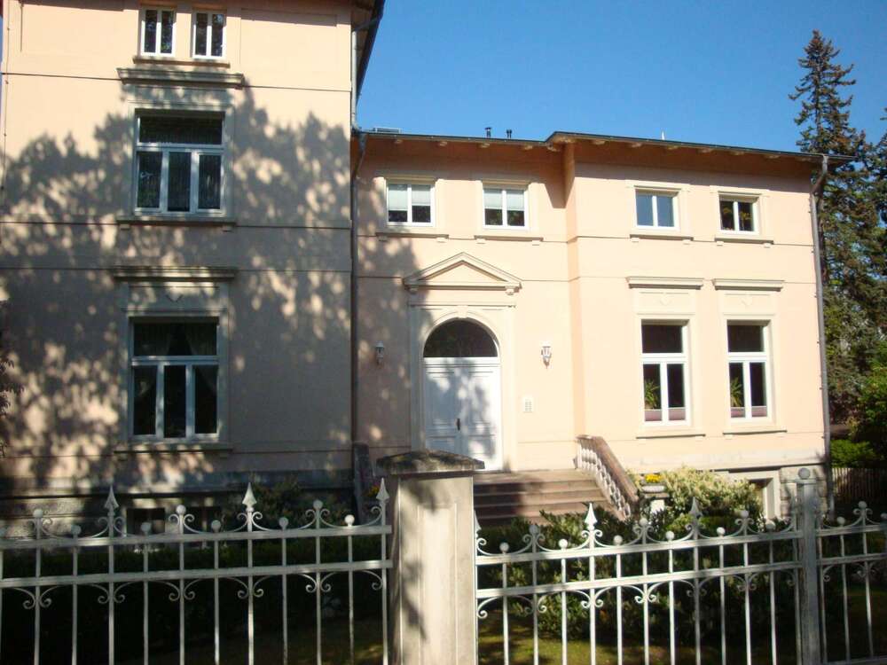 Thumbnail-Wohnung zum Mieten in Schwerin 430,00 € 42.09 m²