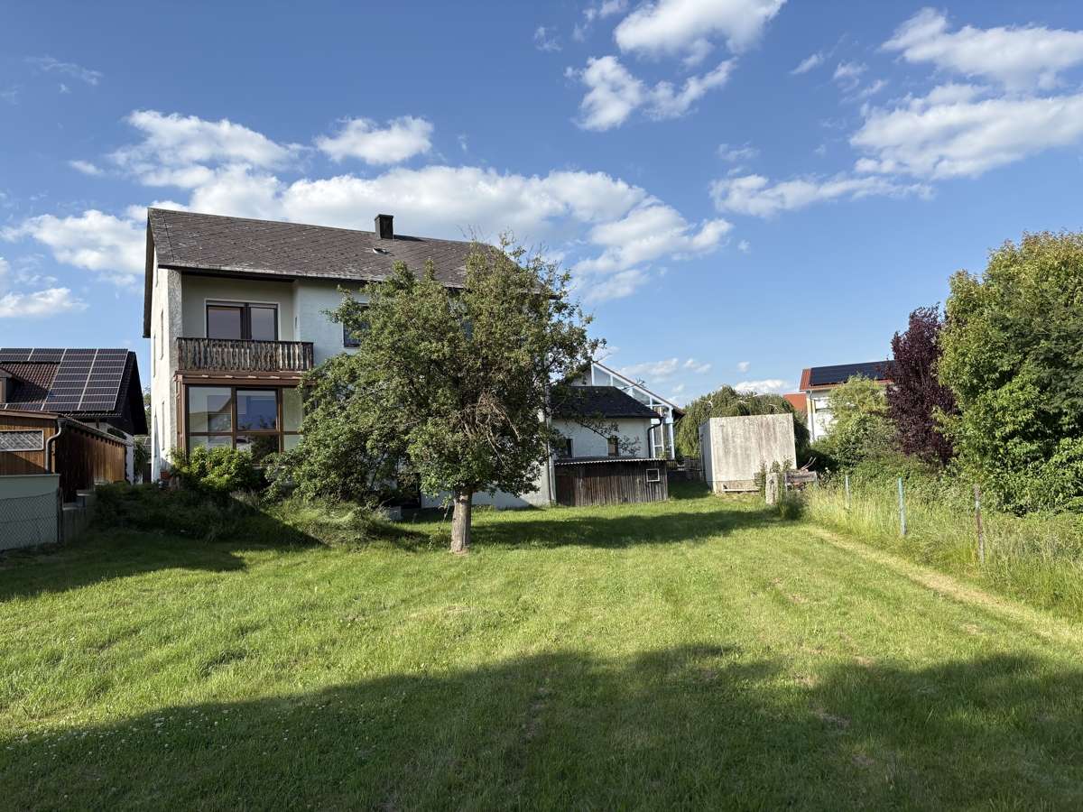 Thumbnail-Haus zum Kaufen in Plößberg Schönkirch 165.000,00 € 156 m²