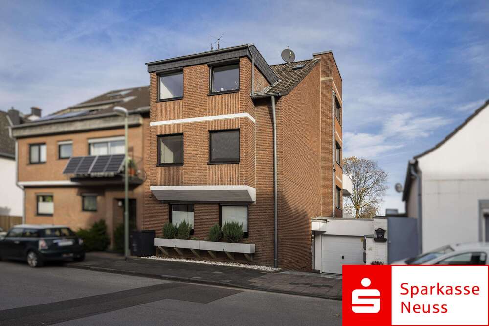 Thumbnail-Wohnung zum Kaufen in Neuss 387.000,00 € 76 m²