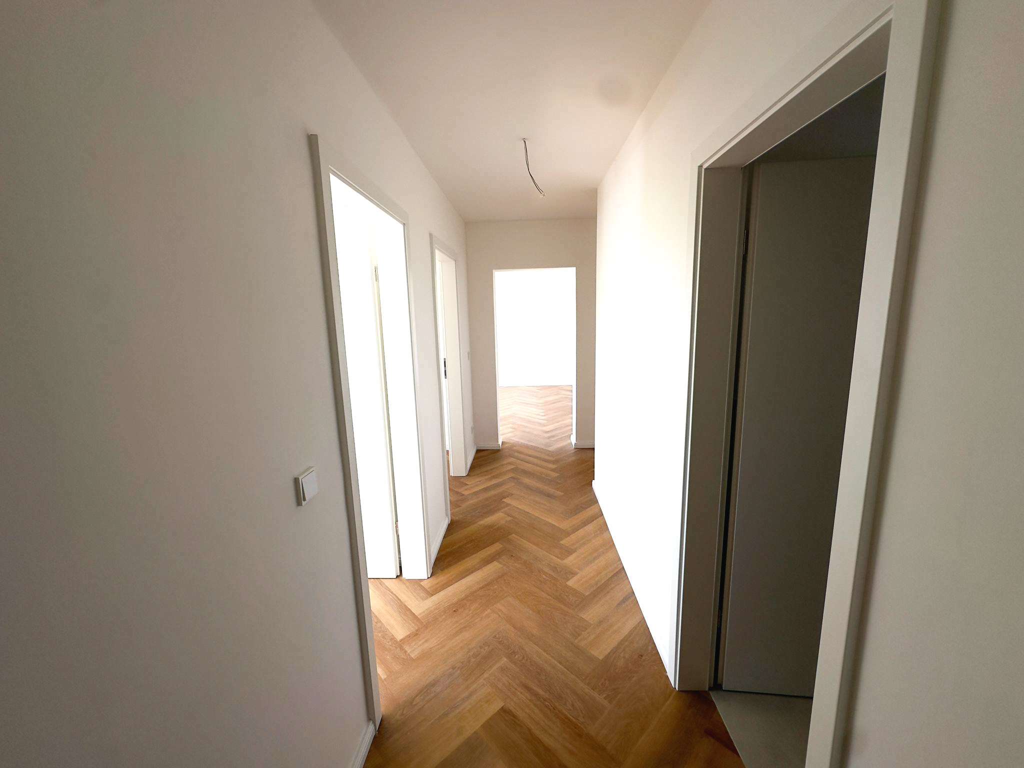 Thumbnail-Wohnung zum Kaufen in Oberschleißheim 369.000,00 € 52 m²