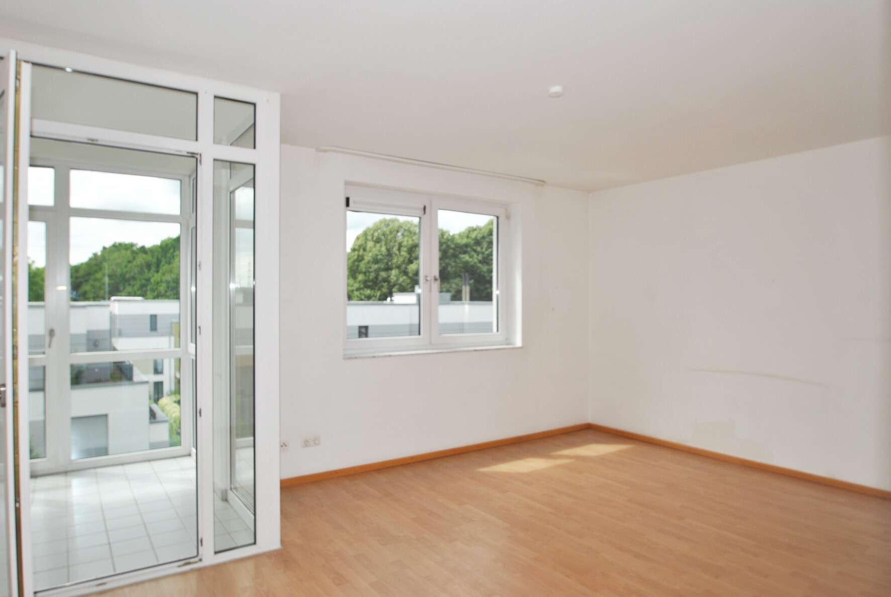 Thumbnail-Wohnung zum Mieten in Köln-Lindenthal 825,00 € 59 m²