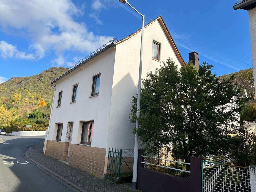 Thumbnail-Haus zum Kaufen in Kestert 129.000,00 € 124.29 m²