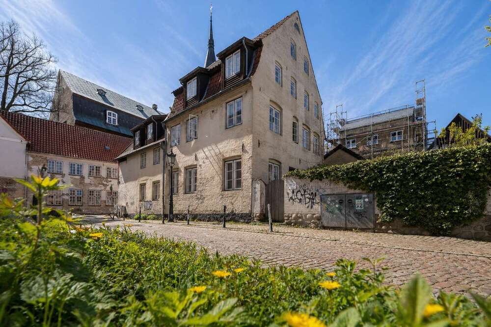 Thumbnail-Haus zum Kaufen in Flensburg 495.000,00 € 222.59 m²