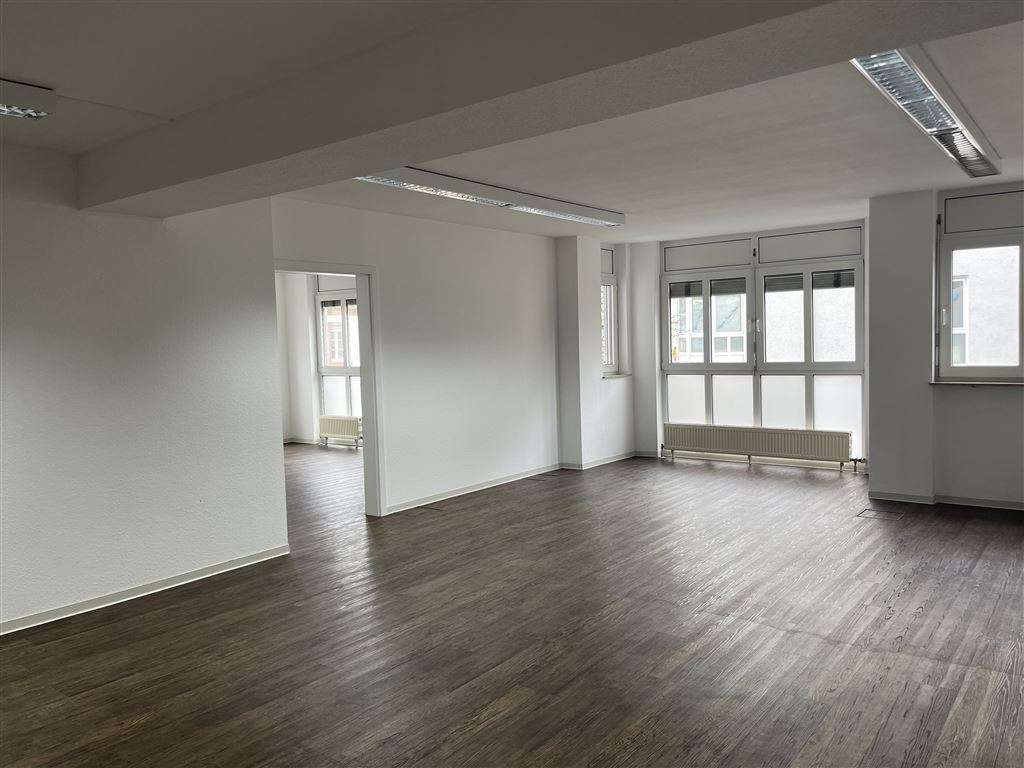 Thumbnail-Büro in Rastatt 2.000,00 € 182 m²
