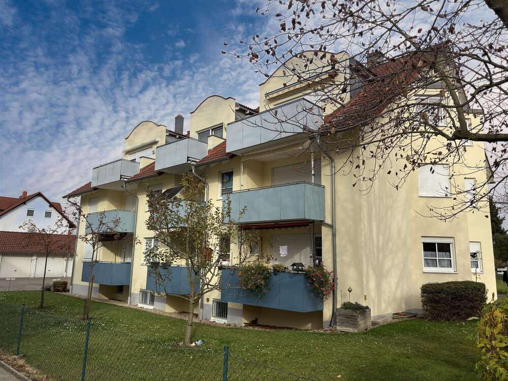 Thumbnail-Wohnung zum Kaufen in Hirschaid 320.000,00 € 78.96 m²