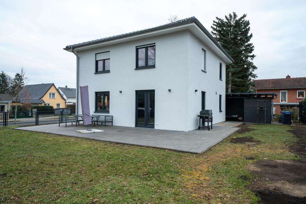 Thumbnail-Haus zum Mieten in Fredersdorf-Vogelsdorf 2.650,00 € 140 m²