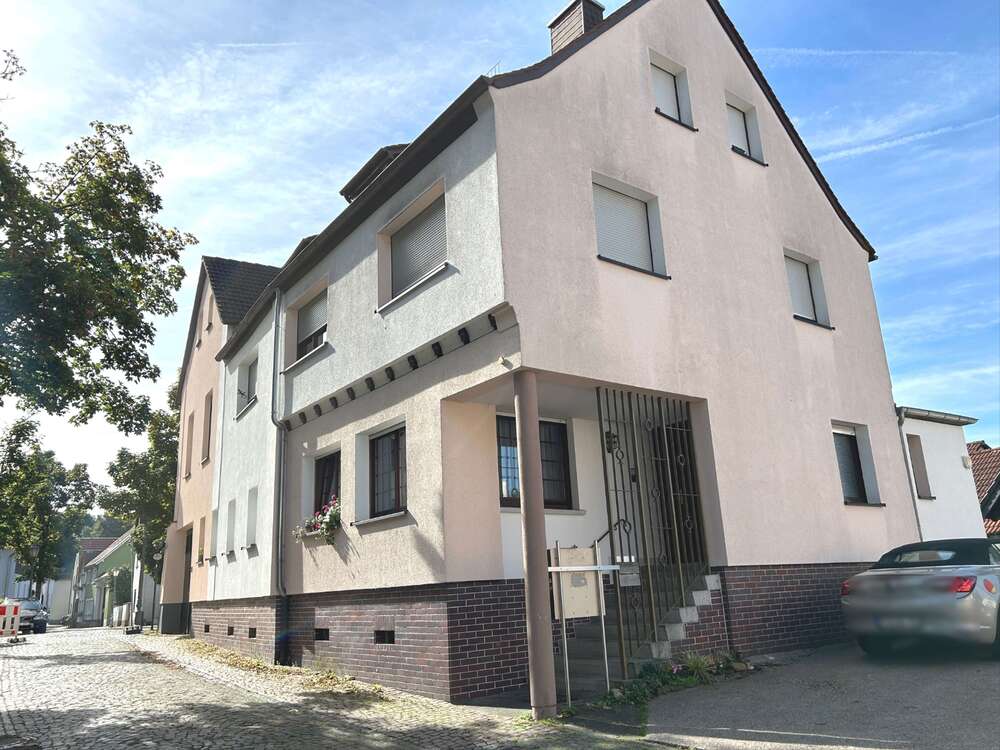 Thumbnail-Haus zum Kaufen in Kelkheim 1.050.000,00 € 420 m²