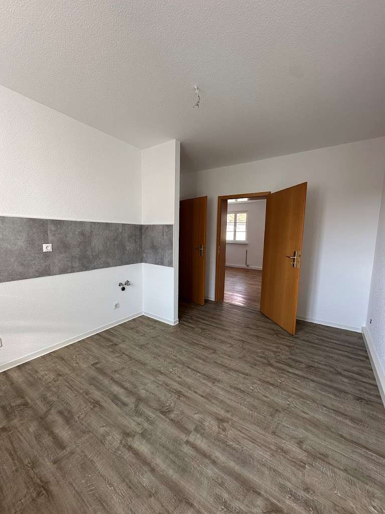 Thumbnail-Wohnung zum Mieten in Lauta 320,00 € 53.95 m²