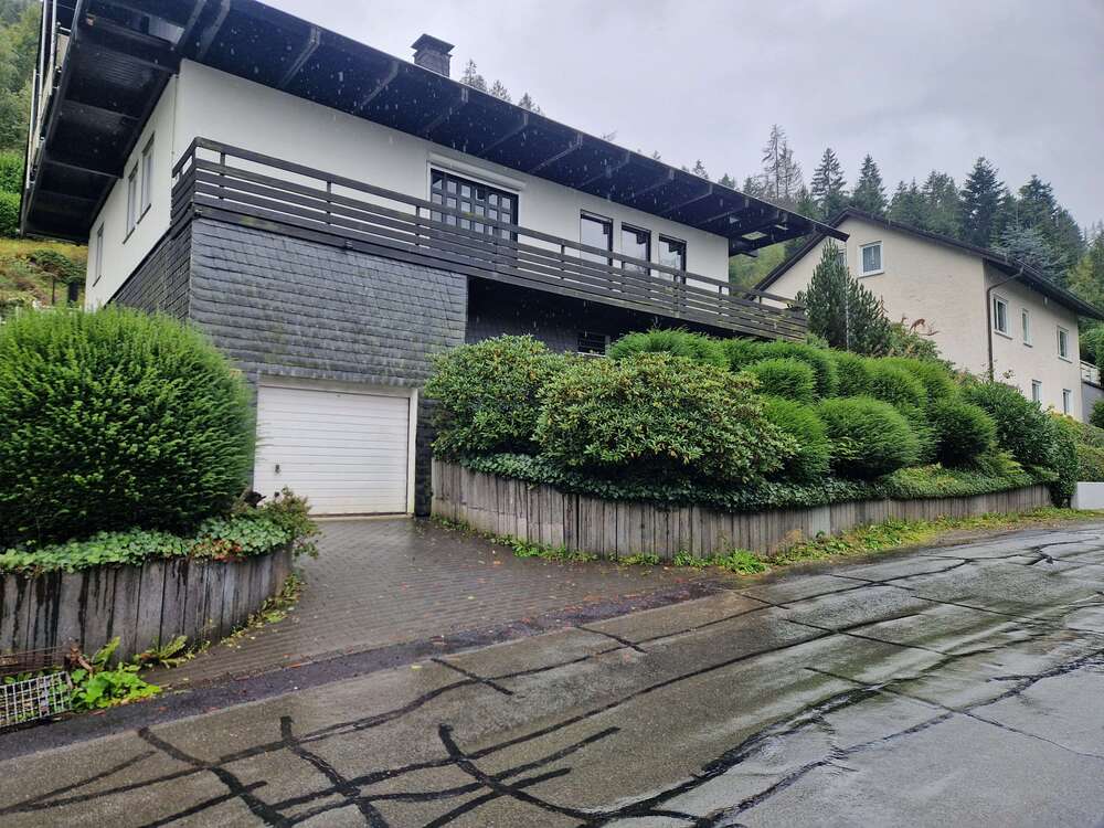 Thumbnail-Haus zum Kaufen in Lennestadt-Altenhundem 449.000,00 € 205 m²