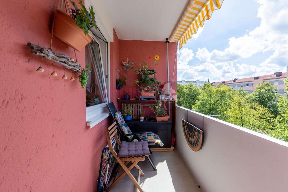 Thumbnail-Wohnung zum Kaufen in München 650.000,00 € 84 m²