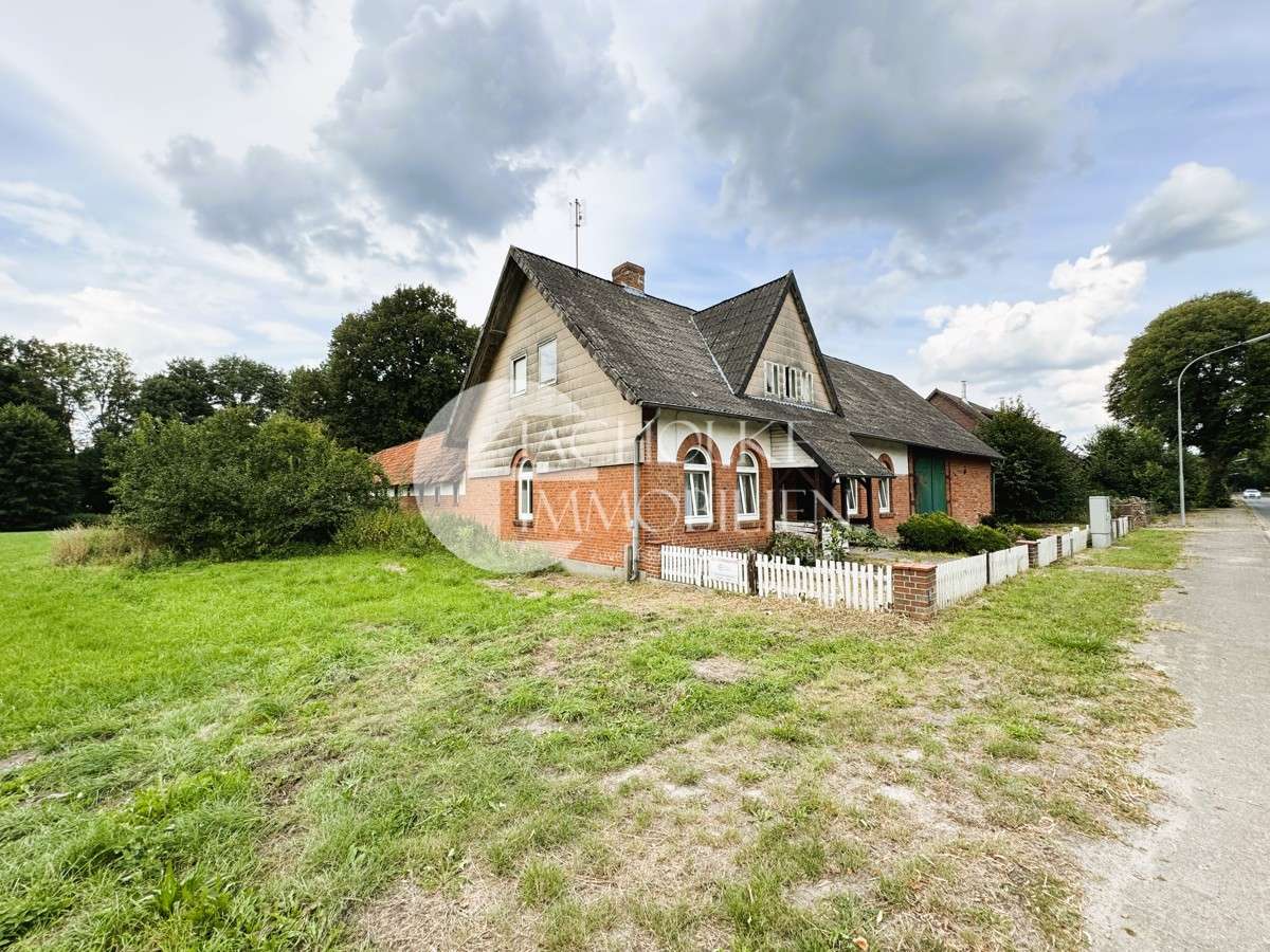 Thumbnail-Haus zum Kaufen in Bad Bodenteich Schafwedel 78.000,00 € 120 m²