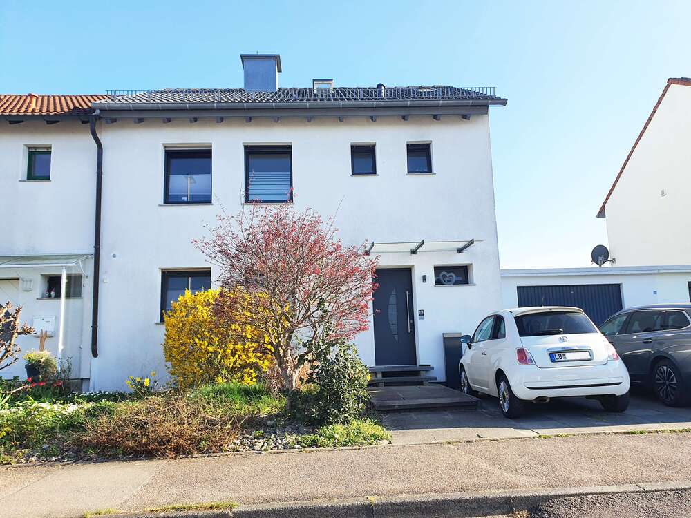 Thumbnail-Haus zum Kaufen in Affalterbach 588.000,00 € 136 m²