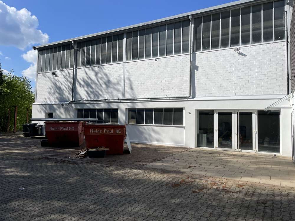 Thumbnail-Halle in Bochum 1.400,00 € 141 m²