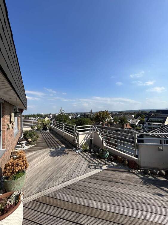 Thumbnail-Wohnung zum Mieten in Euskirchen 1.928,50 € 203 m²