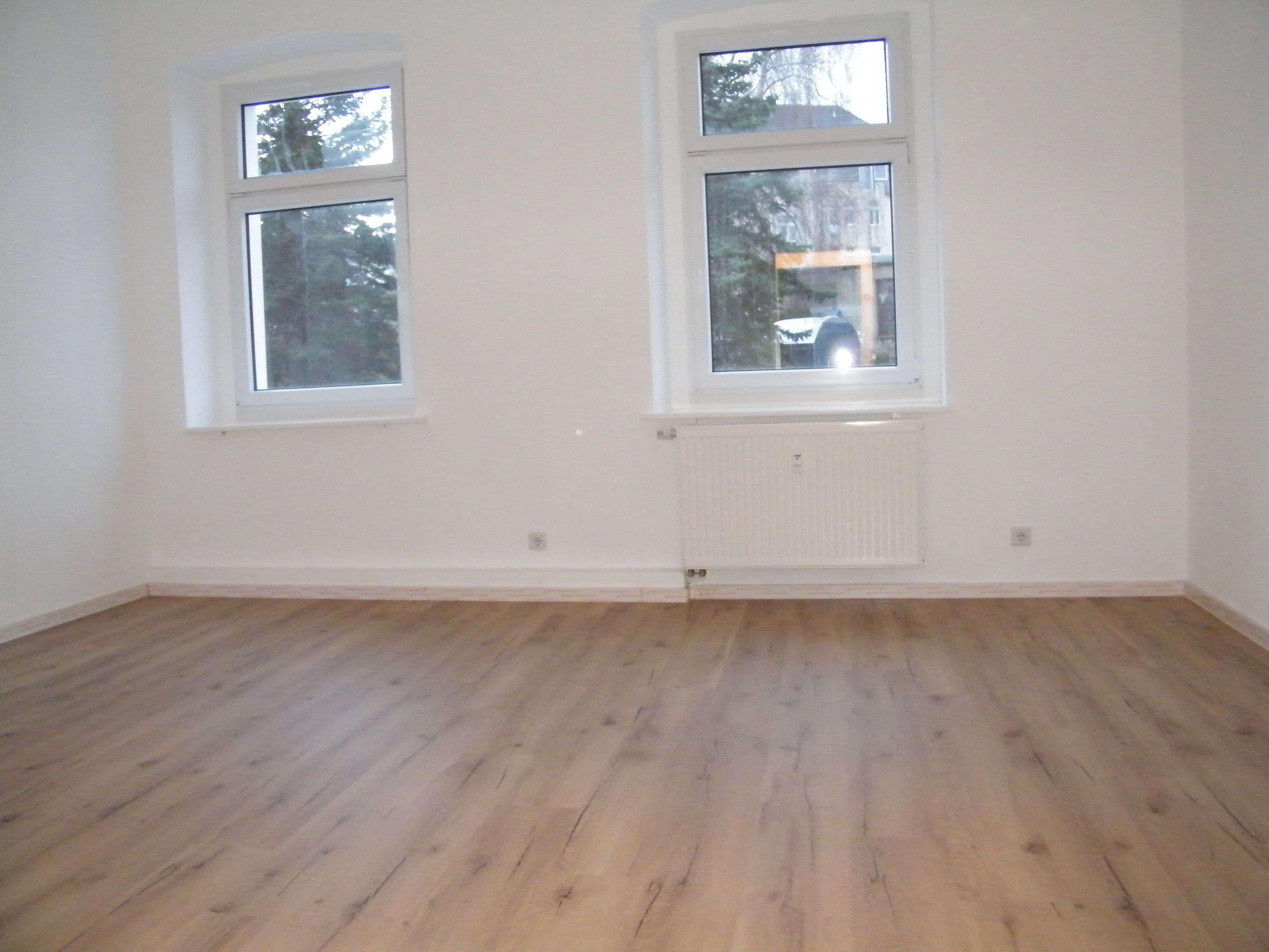 Thumbnail-Wohnung zum Mieten in Hartmannsdorf 575,00 € 80.64 m²