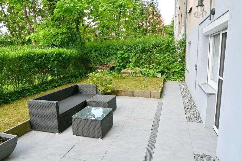 Thumbnail-Wohnung zum Kaufen in Düsseldorf 149.000,00 € 35 m²