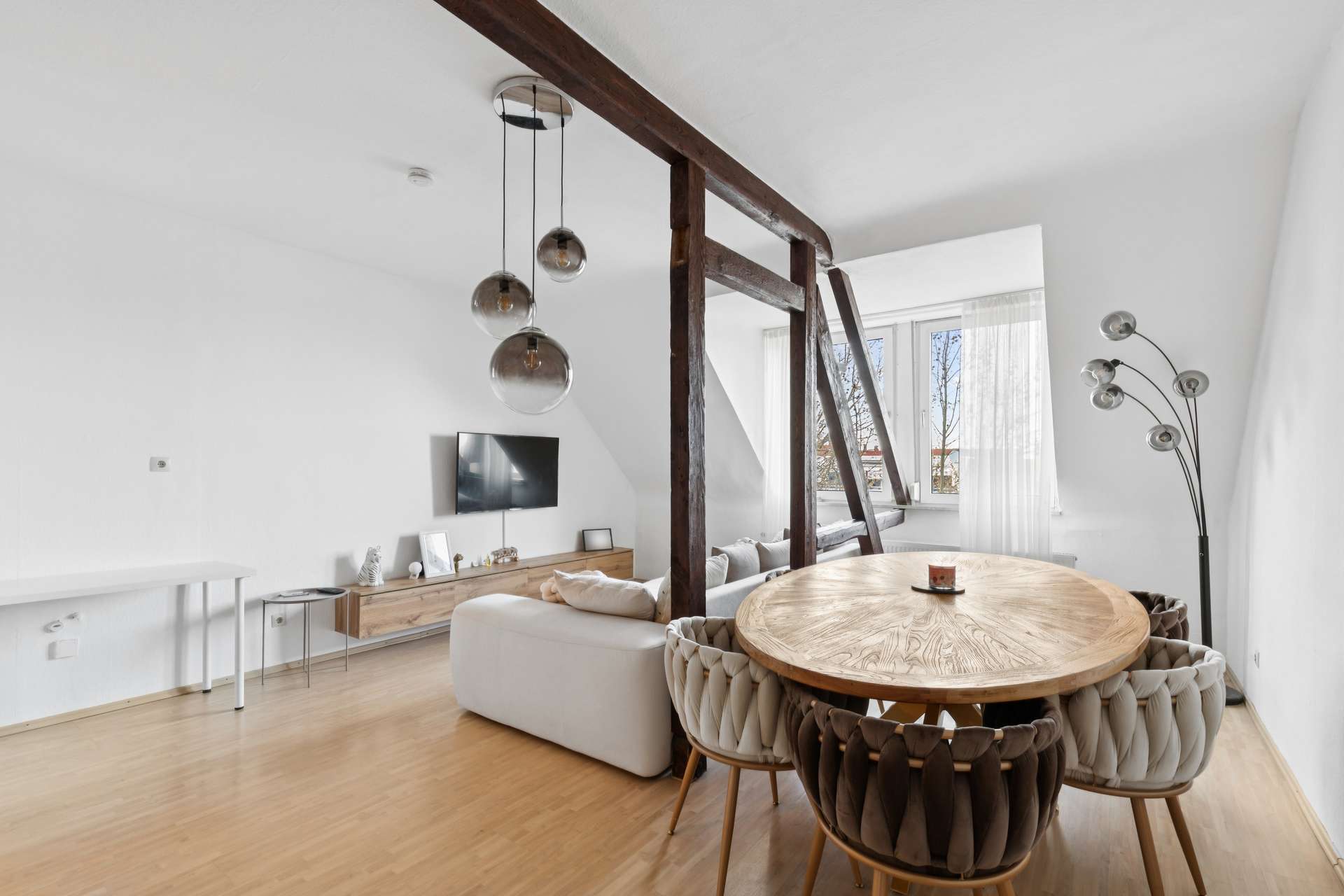 Thumbnail-Wohnung zum Kaufen in Karlsruhe 389.000,00 € 92.67 m²