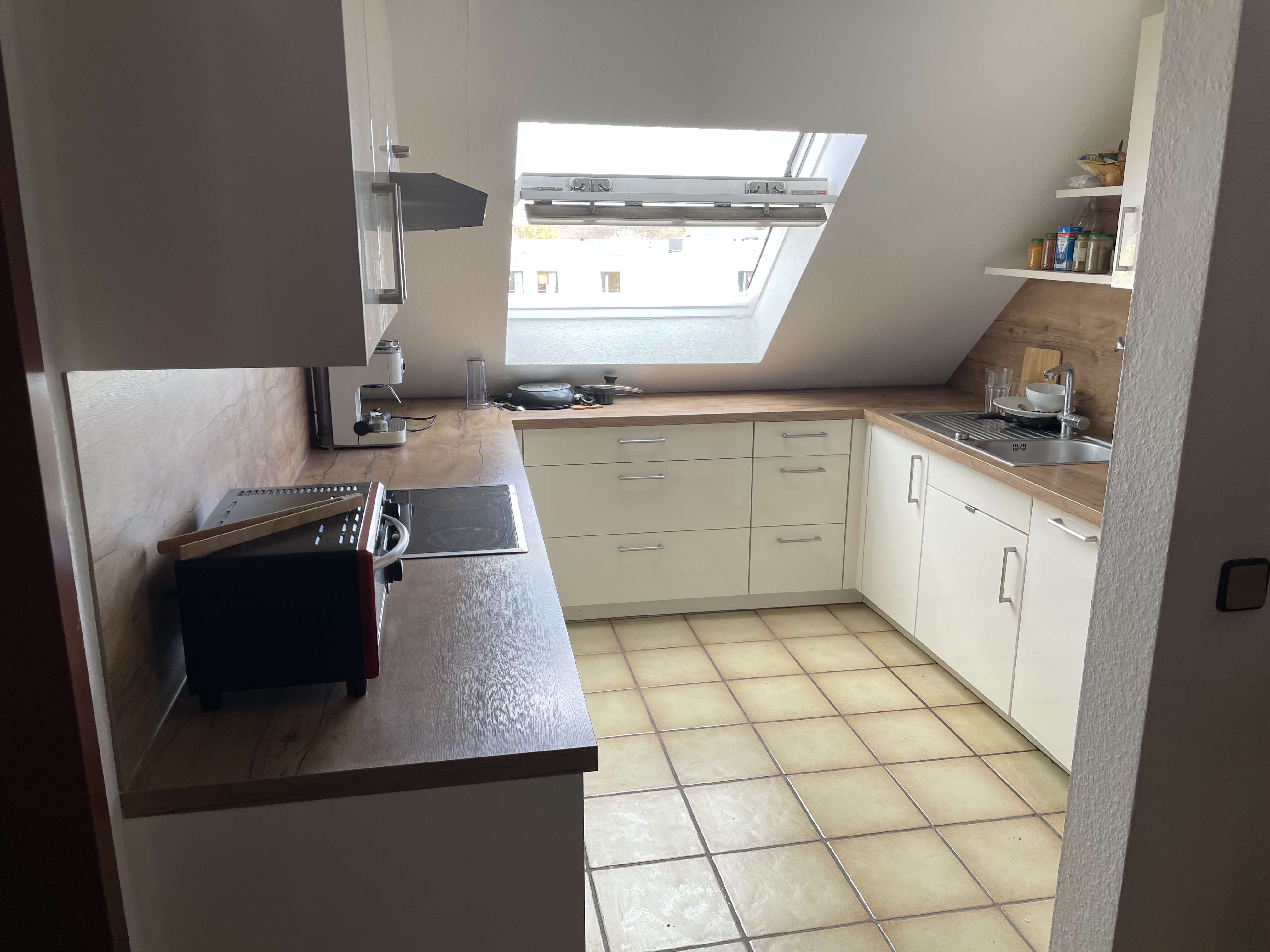 Thumbnail-Wohnung zum Mieten in Düsseldorf 560,00 € 14 m²