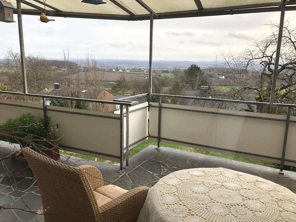 Thumbnail-Wohnung zum Mieten in Holzen 1.400,00 € 110 m²